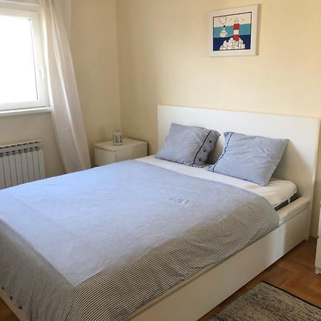 Apartment Maris - Free Parking Загреб Екстер'єр фото